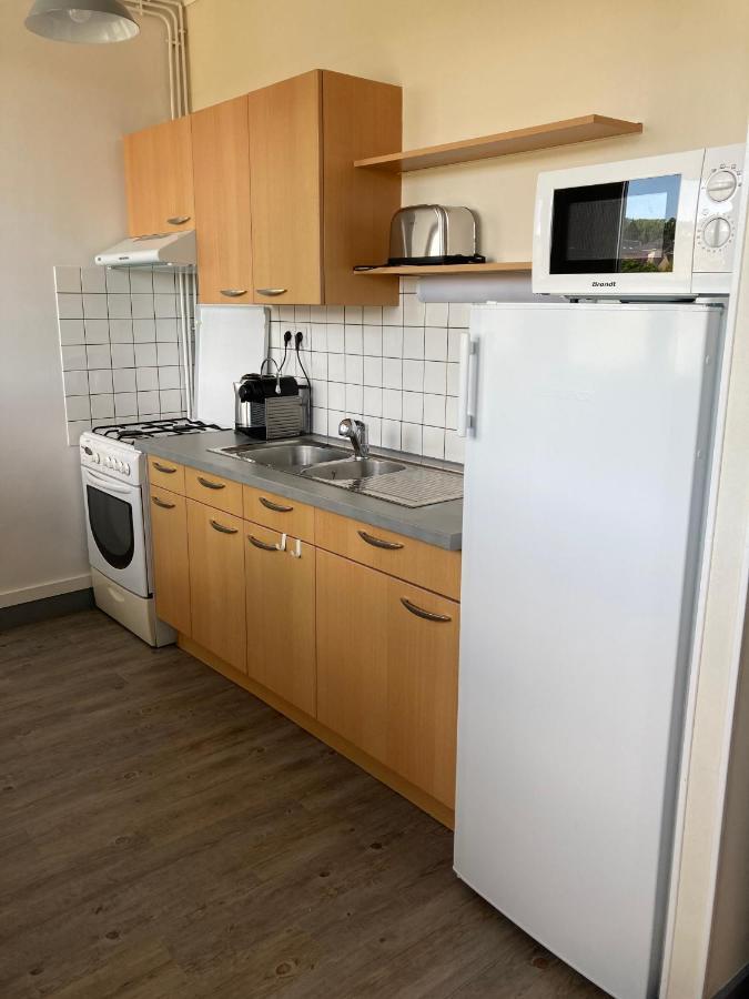 F2 Centre Apartment Viré